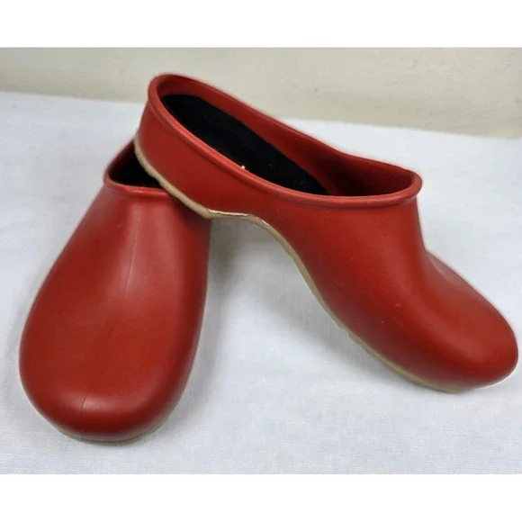 Sloggers Womens Red Waterproof Garden Clogs Shoes Slip On Sz8 Granola Gorpcore - Picture 3 of 6